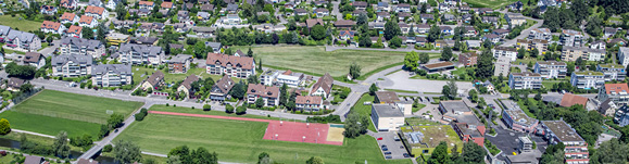 Niederglatt aus der Vogelperspektive